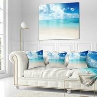 Designart Mavi Karayip Denizi'ndeki Plaj Kumu - Modern Deniz Manzarası Atma Yastığı - 18x18